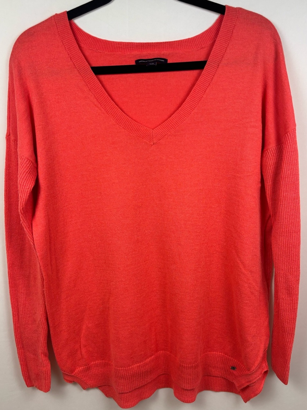 American Eagle Women’s M Coral Oversized V Neck High Low Sweater